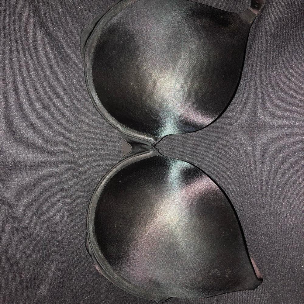 EUC Victoria’s Secret 34DD Biofit Demi